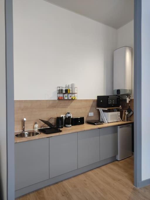 Appartement Avec Parking Prive Saumur Luaran gambar